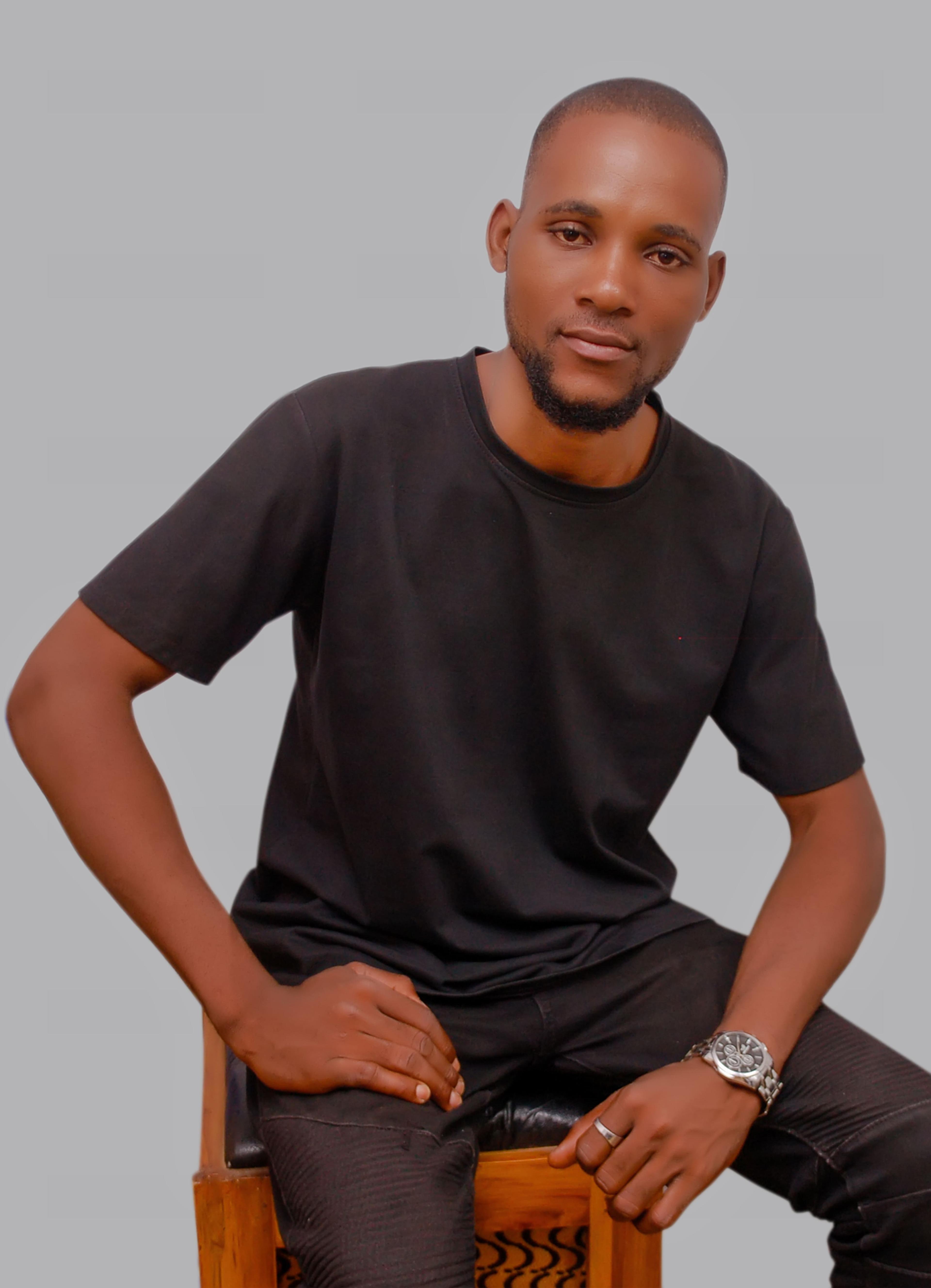 eric-abotsi@miabetour.com