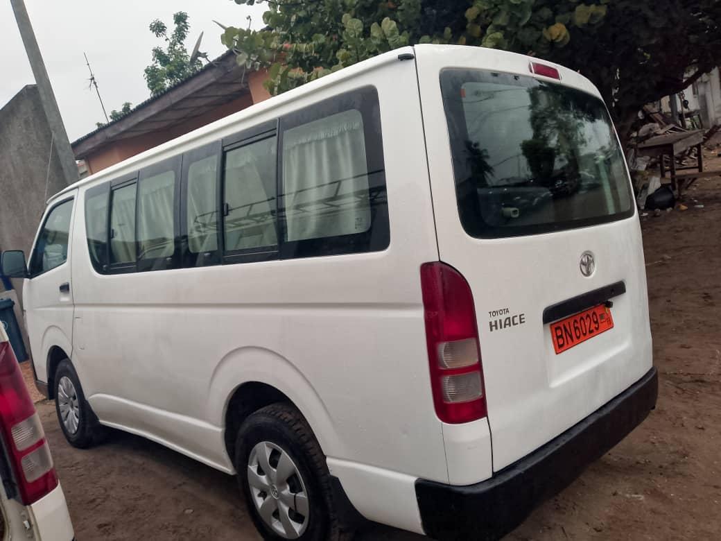 Toyota HIACE 15 seaters - Minibus BENIN